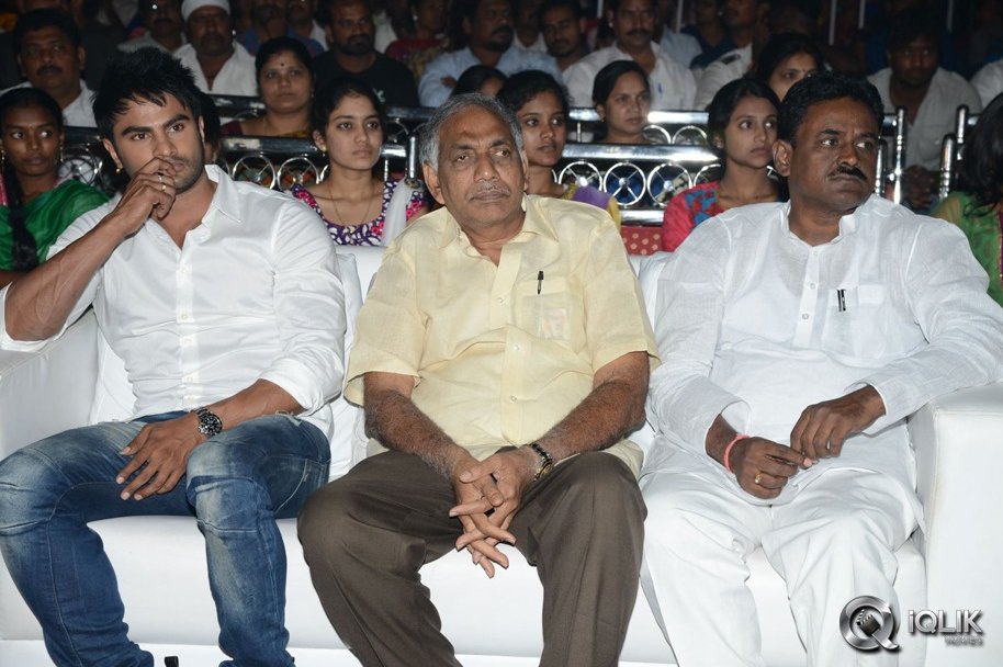 Aadu-Magadura-Bujji-Movie-Audio-Launch